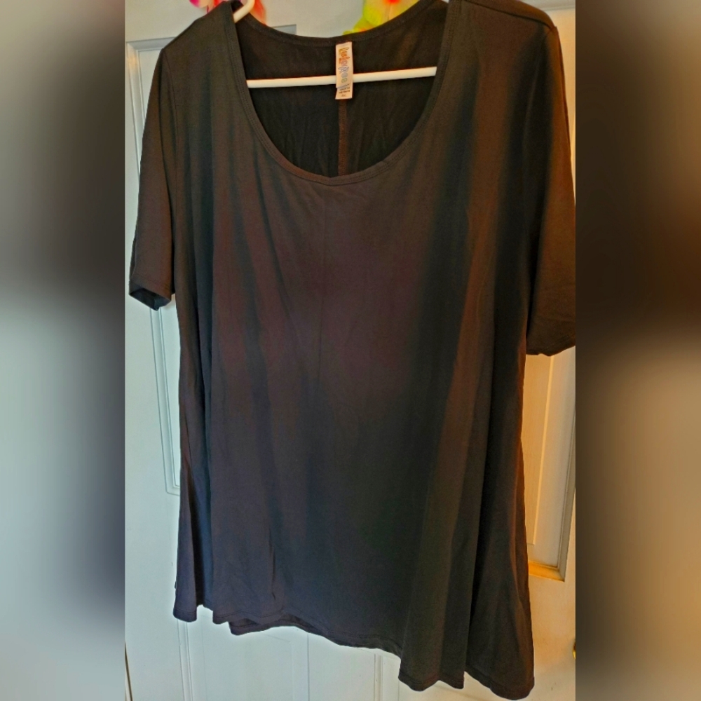 LulaRoe Shirt